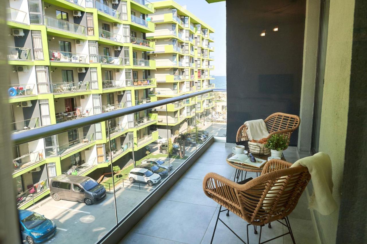 Vanilla Luxury Apartment Spa N Pool Beach Resort Navodari Bagian luar foto